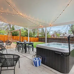 Holiday home Mile Hi: Amenities Galore, Denver